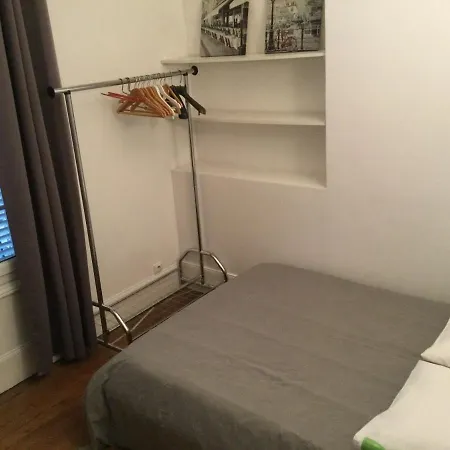Appartement, Situation Ideale, 300m De La Plage Apartment